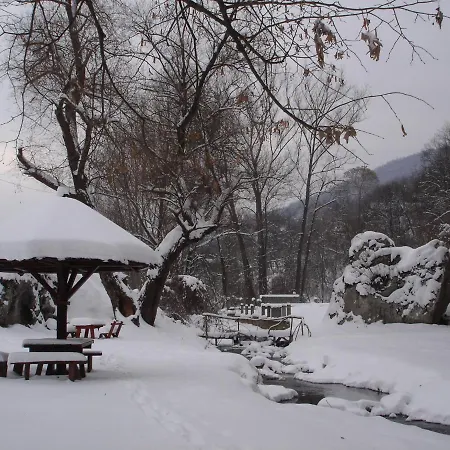 Дом отдыха Mountain Village House In Cukljenik Ниш